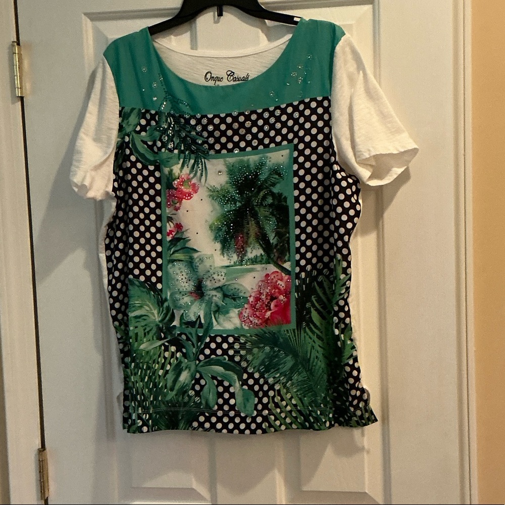 Onque Casuals Teal & White Tropical Polka Dot Short Sleeve Tee
